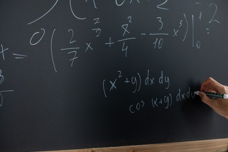 Solve Handwritten Math Problems With AI: Does It Actually Work? (2026)